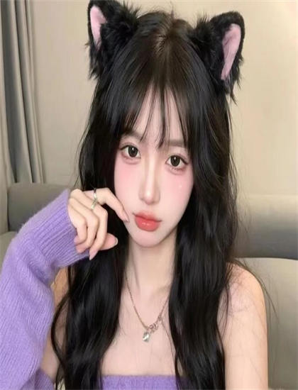 俏皮小花仙中文字幕_女人喜欢你的5个示爱信号_解剖女人图片
